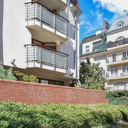 Apartamenty Mistral Z Parkingiem - Promenada & Morze - Apartamenty Na Wyspie Swinoujscie Exterior photo
