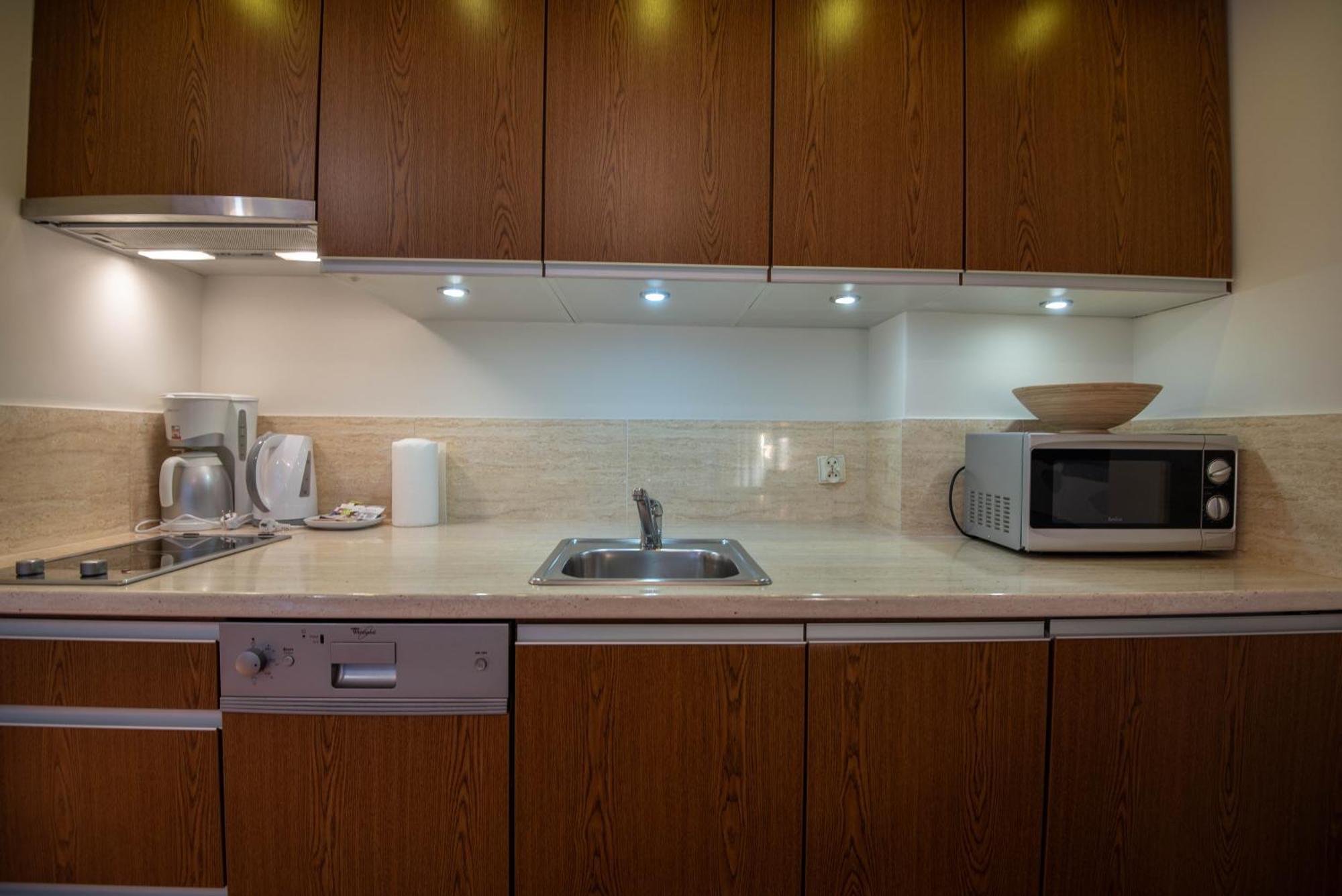Mistral Z Parkingiem - Promenada & Morze - Na Wyspie Apartment