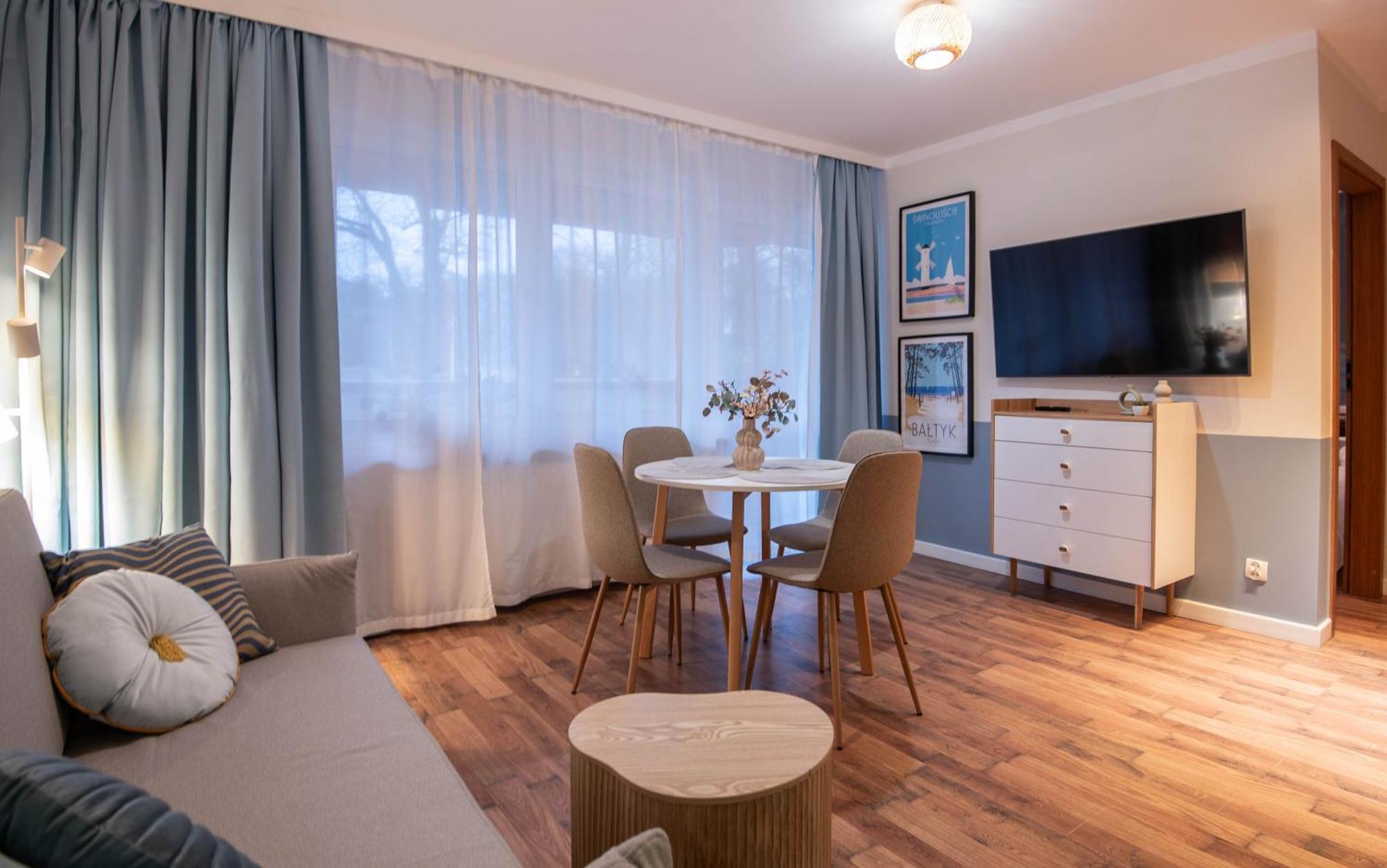 Mistral Z Parkingiem - Promenada & Morze - Na Wyspie Apartment